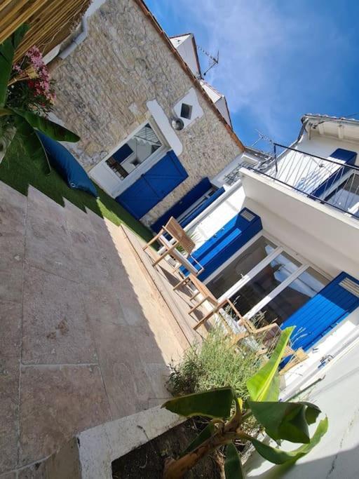 Agreable Maison De Ville En Bord De Mer Royan Exterior photo